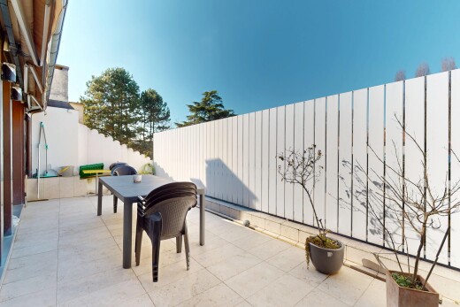 terrasse avec patio
