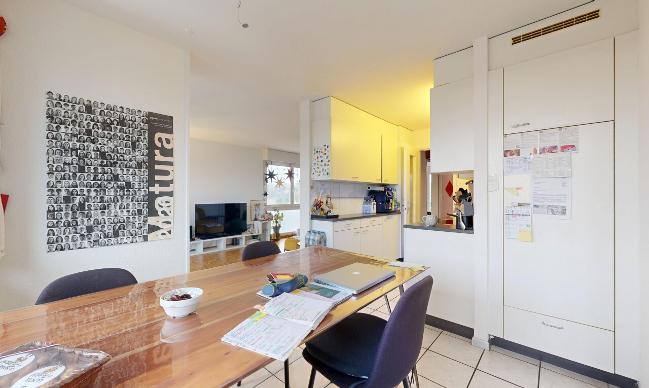 dining space with light tile patterned floors