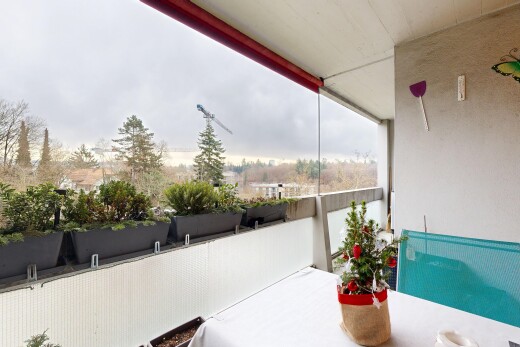 terrasse avec overcast, from property, et balcon