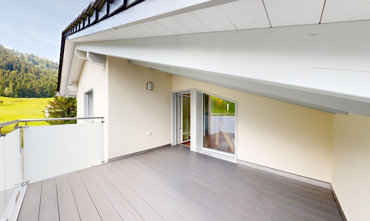terrasse mit deck und from property