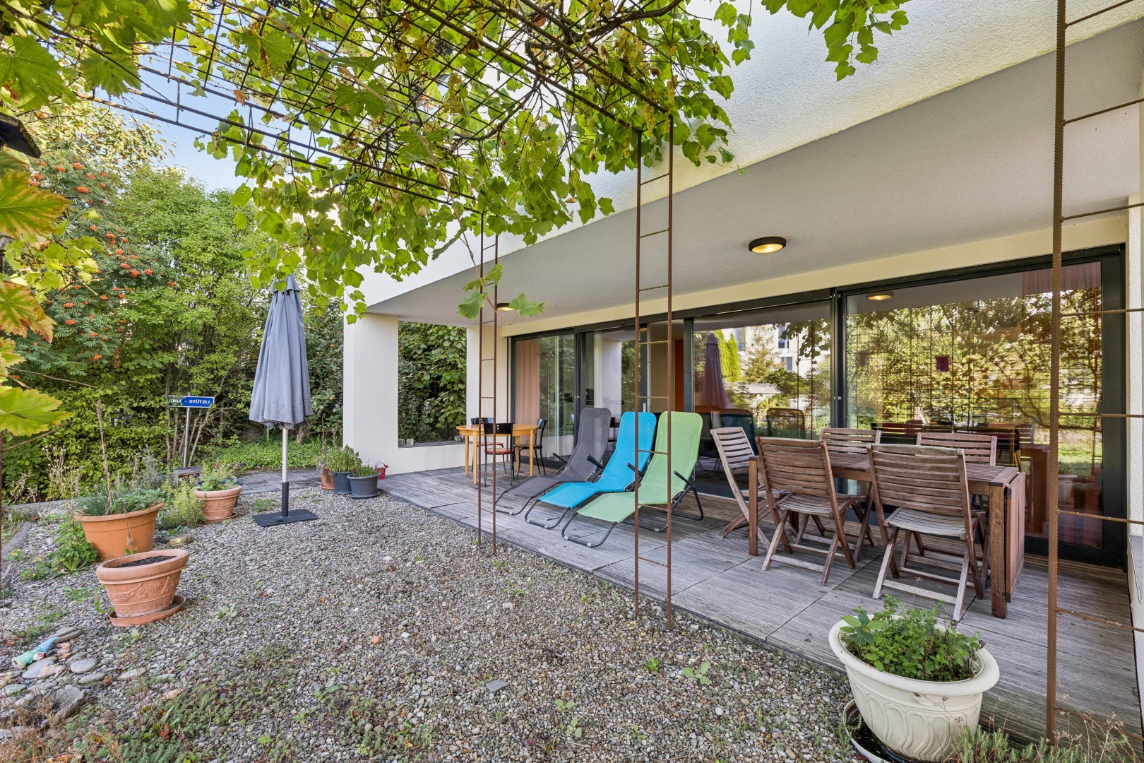 terrasse mit essbereich im freien, from property, terrasse, und property visible