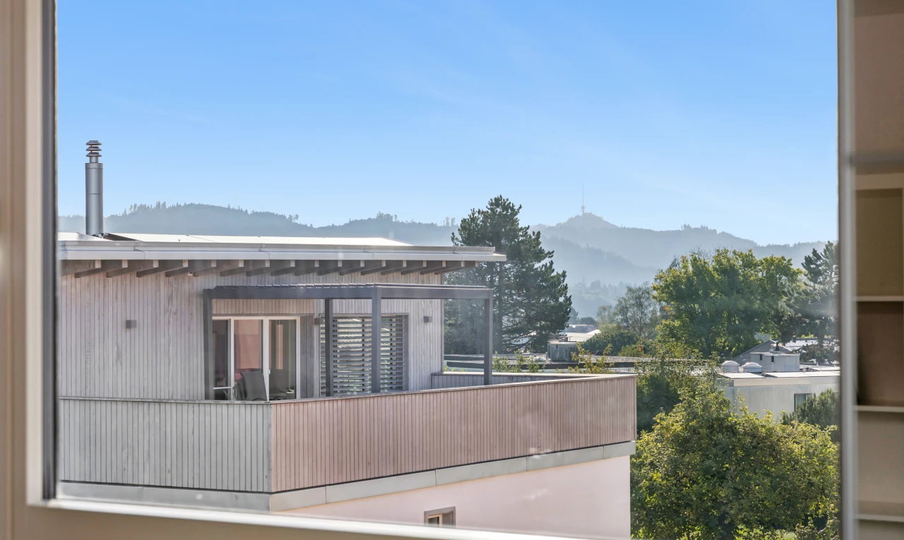 balkon mit view focus, balkon, mountain view, und blick auf die berge