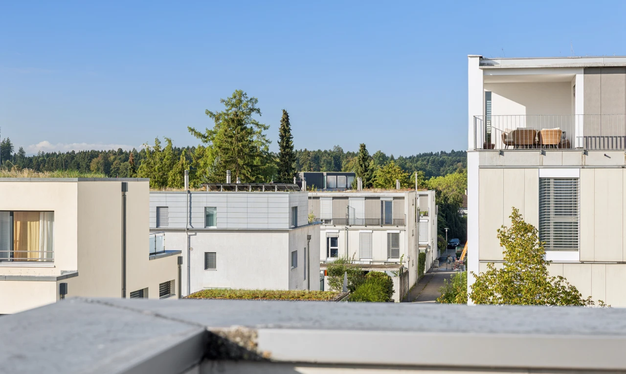 außenansicht mit balkon, view focus, from property, und day time