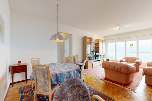 wohn- / esszimmer mit parquet floor, inside property, natürliches licht, natural light, und gipskartonwand