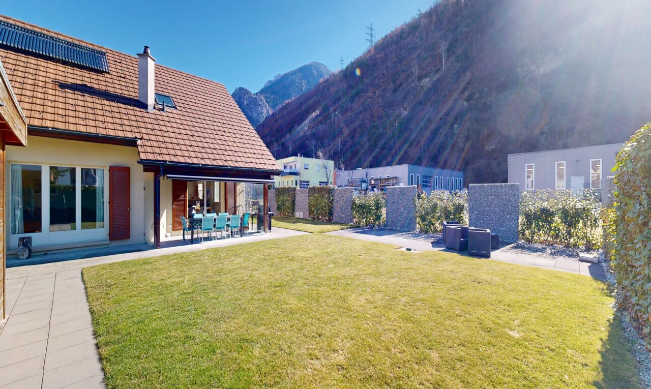 blick auf die berge mit blick auf die berge, mountain view, from property, und day time