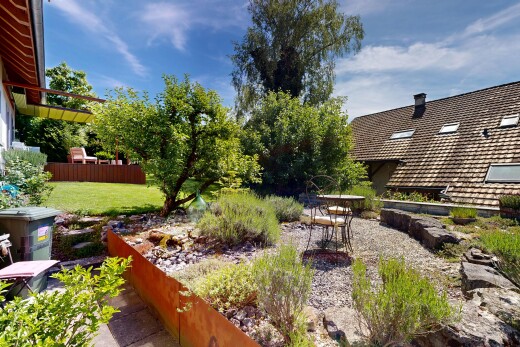 garten mit from property, day time, rasen, und terrasse
