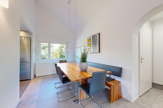 esszimmer mit gewölbte gehwege, high ceiling, hohe decke, drywall, und gipskartonwand