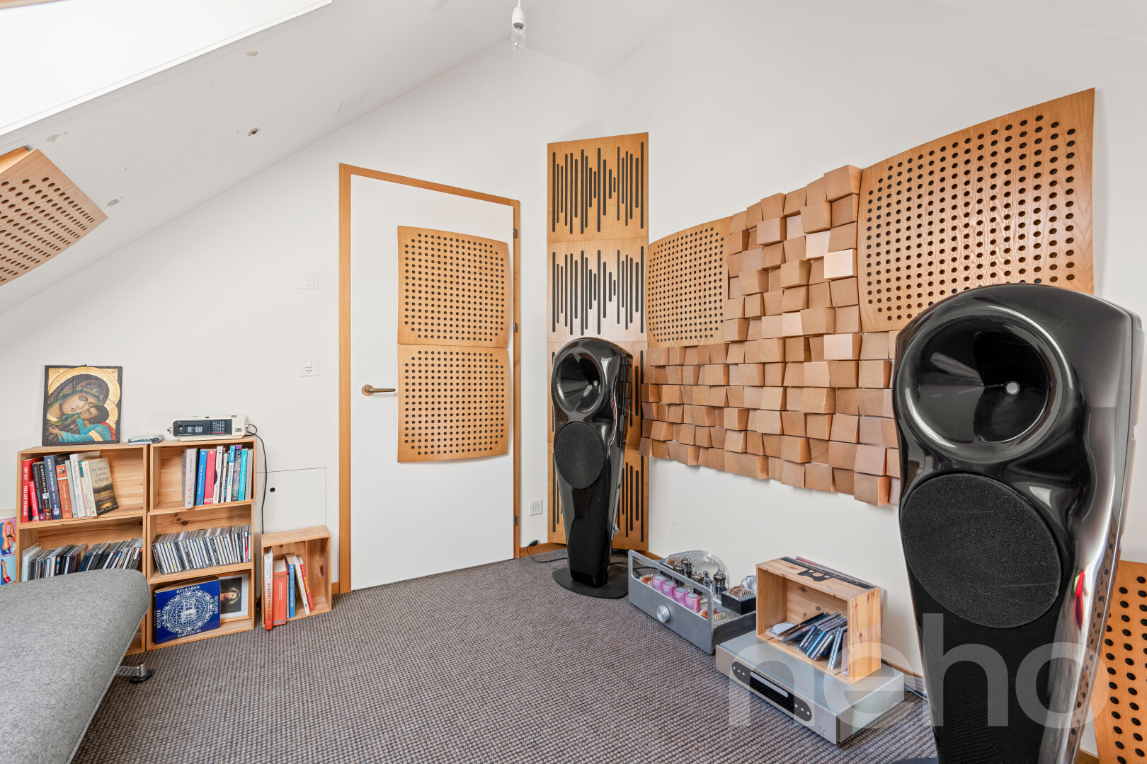 zimmer / schlafzimmer mit inside property, gipskartonwand, drywall, teppich, und carpet