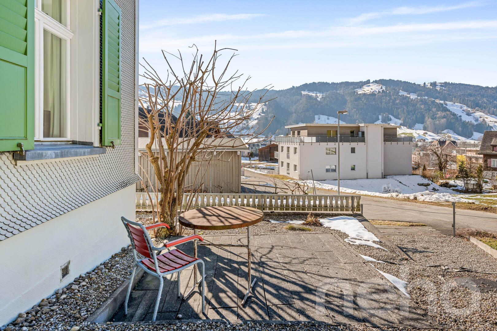 terrasse mit day time, blick auf die berge, mountain view, und from property