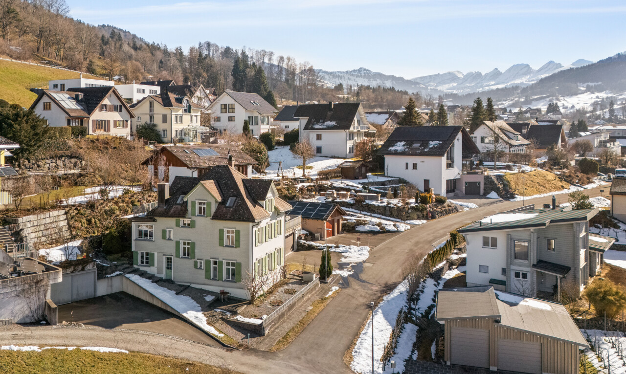 außenansicht mit residential view, wohngebietblick, day time, mountain view, und blick auf die berge