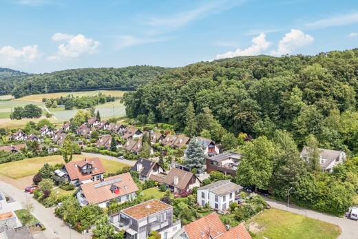 blick auf die berge mit forest view, waldblick, aerial view, residential view, und wohngebietblick