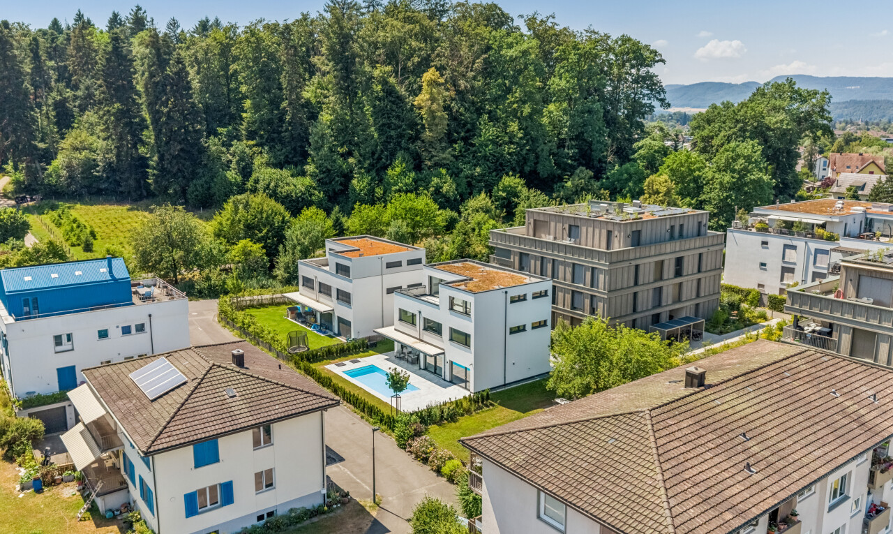 außenansicht mit day time und stuckverkleidung