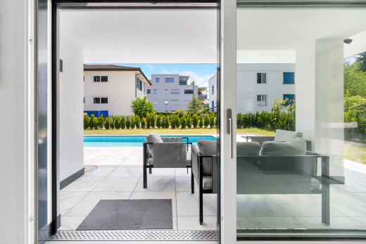 terrasse mit schwimmbad, terrasse, day time, und wohnraum im freien