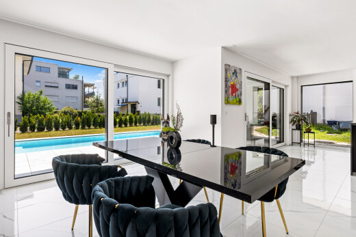 esszimmer mit gipskartonwand, drywall, marmorboden, marble finish floor, und day time