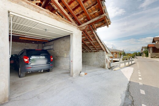 parking avec day time et garage