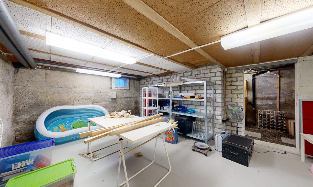 piscine avec inside property