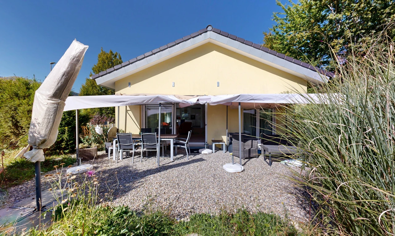 außenansicht mit property visible, terrasse, from property, day time, und ziegeldach
