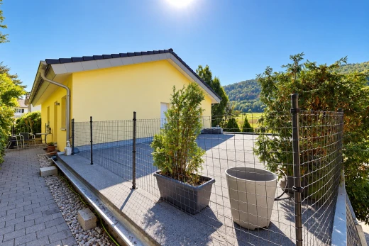 terrasse mit day time, zaun, und from property