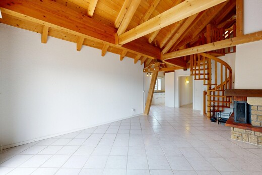 leerer raum mit treppen, inside property, drywall, gipskartonwand, und high ceiling