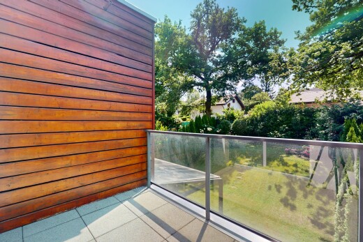 balkon mit balkon und day time