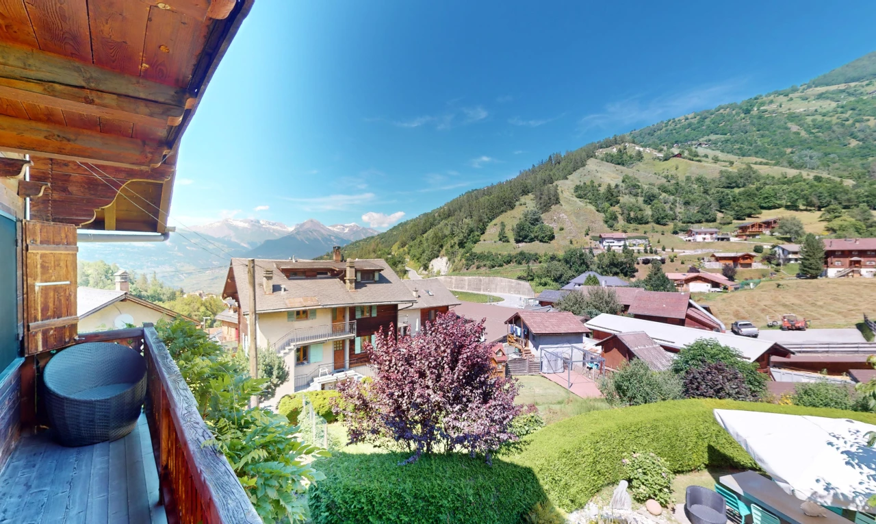 vue sur la montagne avec vue sur la montagne
