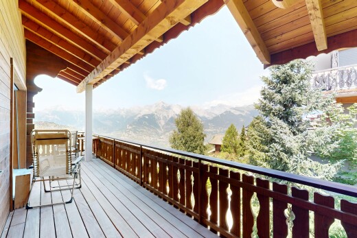 balcon avec vue sur la montagne, mountain view, view focus, et from property