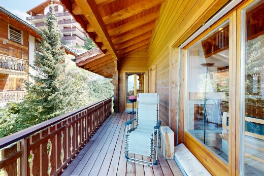 balcon avec balcon et from property