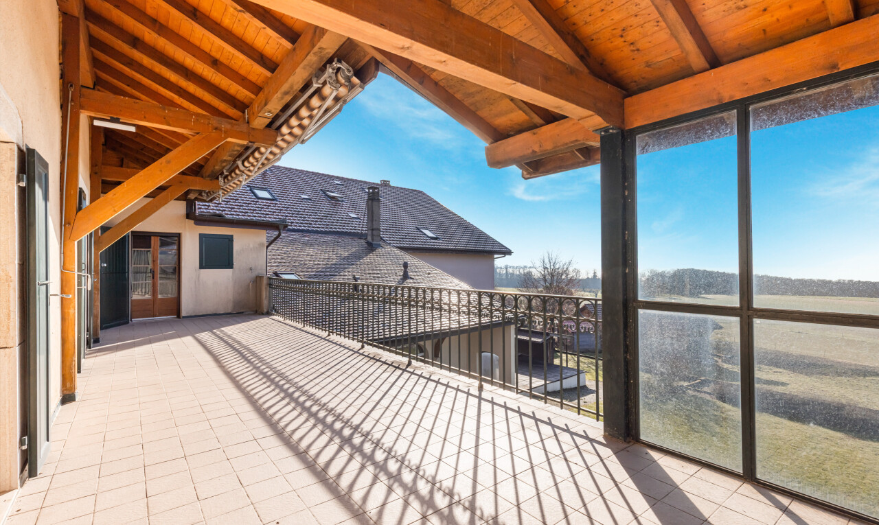 terrasse avec day time, terrasse, et from property