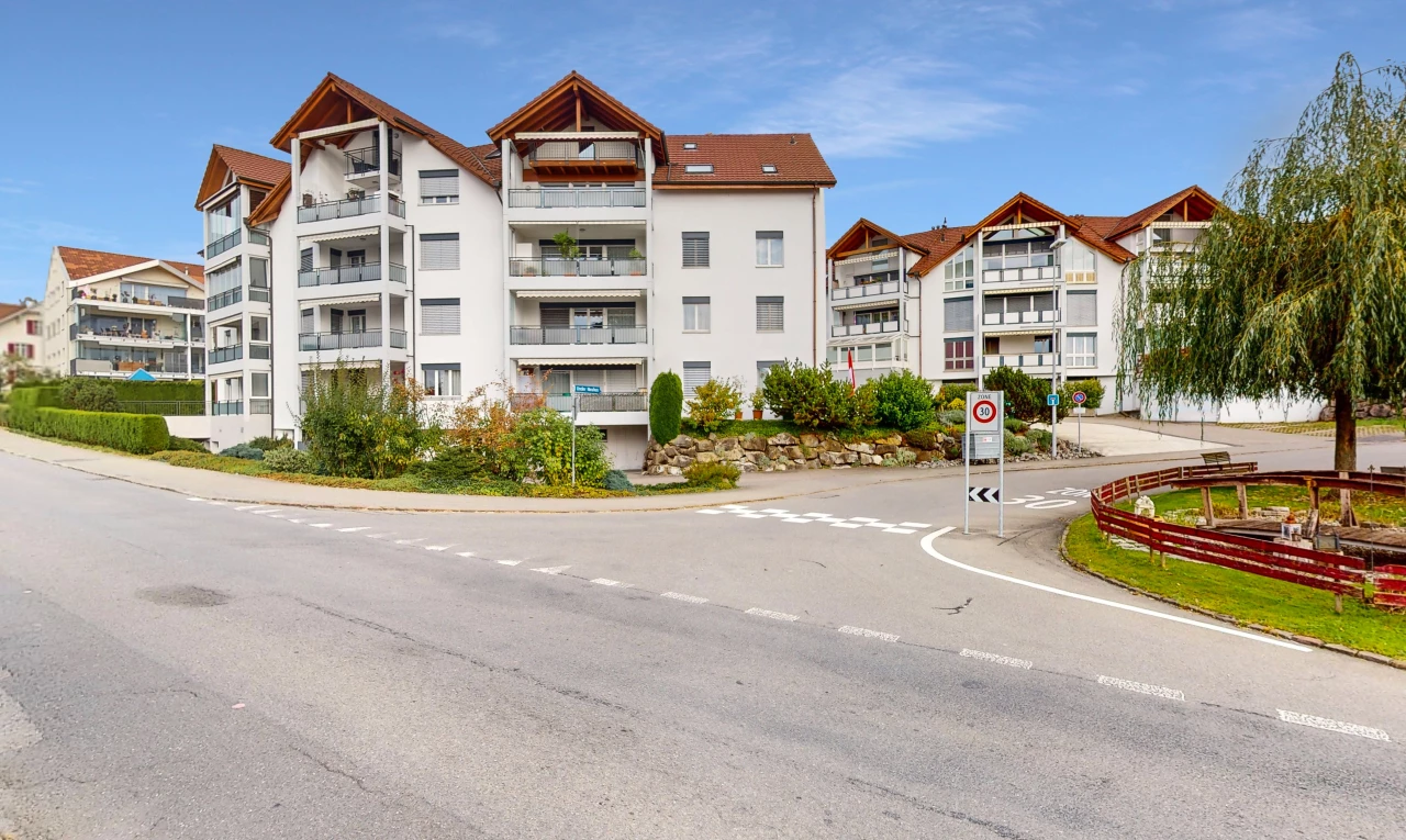 façade avec balcon