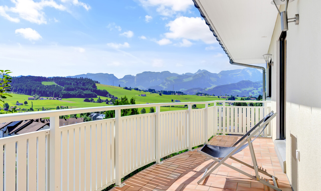 balkon mit balkon, day time, blick auf die berge, mountain view, und from property