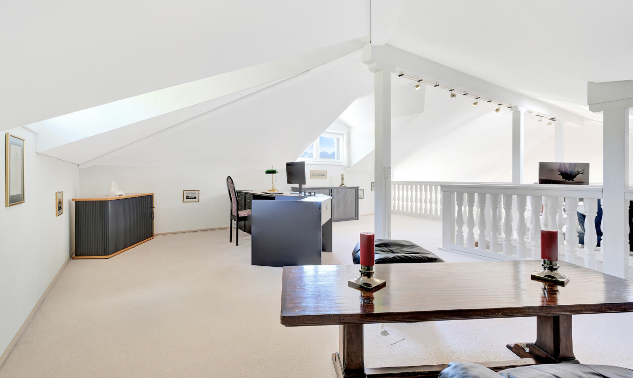 innenraum mit inside property, terrasse, und fernseher