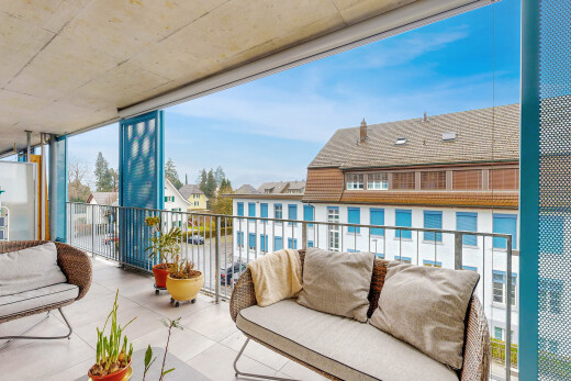 balcon avec day time, terrasse, vue résidentielle, residential view, et from property