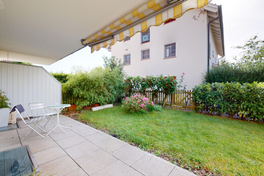 garten mit terrasse, rasen, from property, overcast, und markise