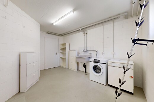 wäschekammer mit concrete block wall, betonblockwand, light floor, concrete floor, und betonboden