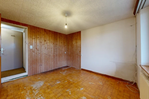 leerer raum mit gipskartonwand, drywall, spritzputz decke, textured ceiling, und kühler