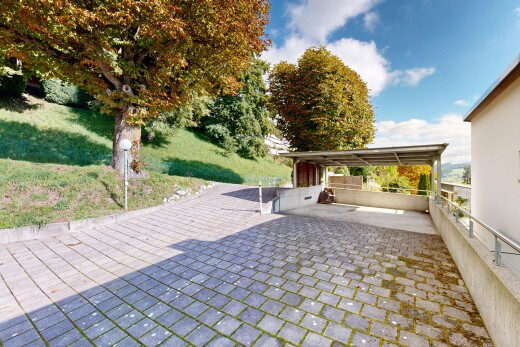 terrasse mit day time und rasen