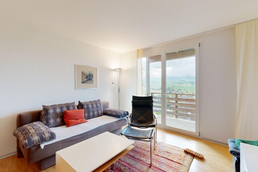 wohnzimmer mit natural light, natürliches licht, inside property, drywall, und gipskartonwand