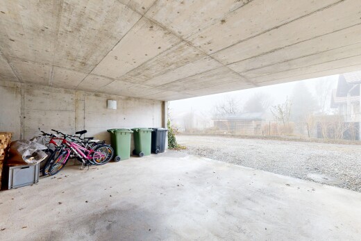 parking avec overcast et from property