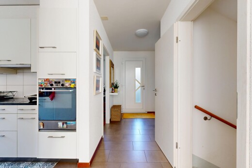 halle / korridor mit treppen, inside property, drywall, gipskartonwand, und light floor