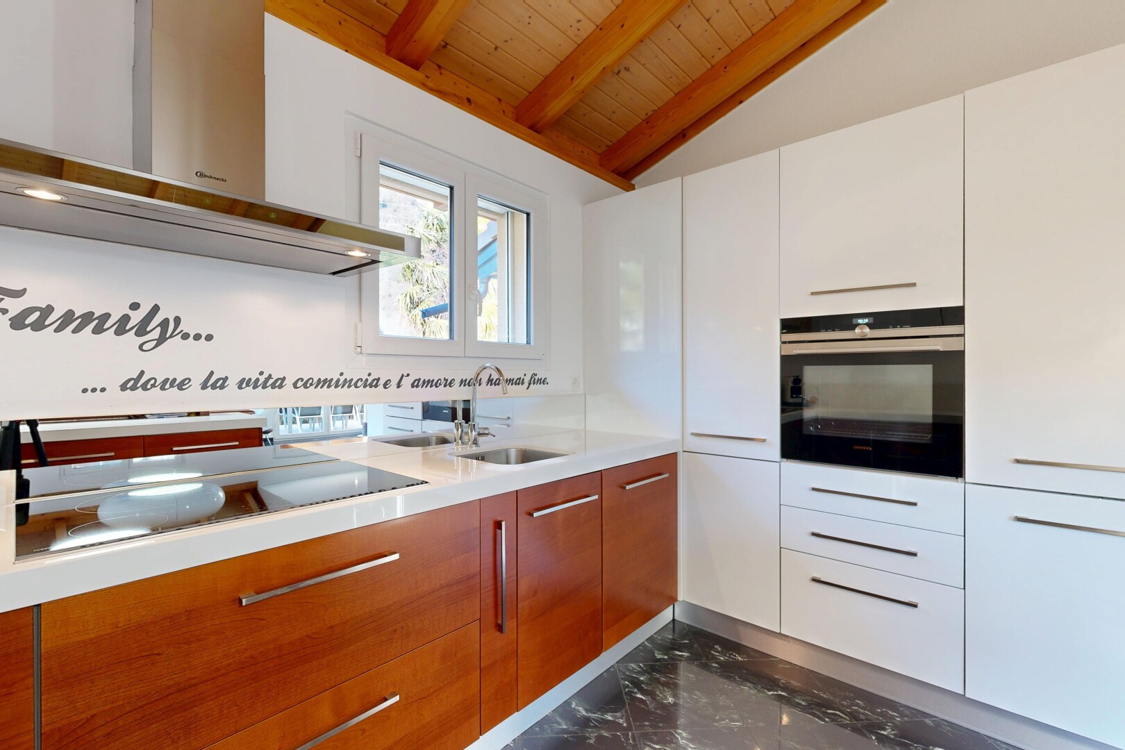 küche mit flat panel cabinets, schränke mit flachen paneelen, dunstabzugshaube, ofen, und white cabinets