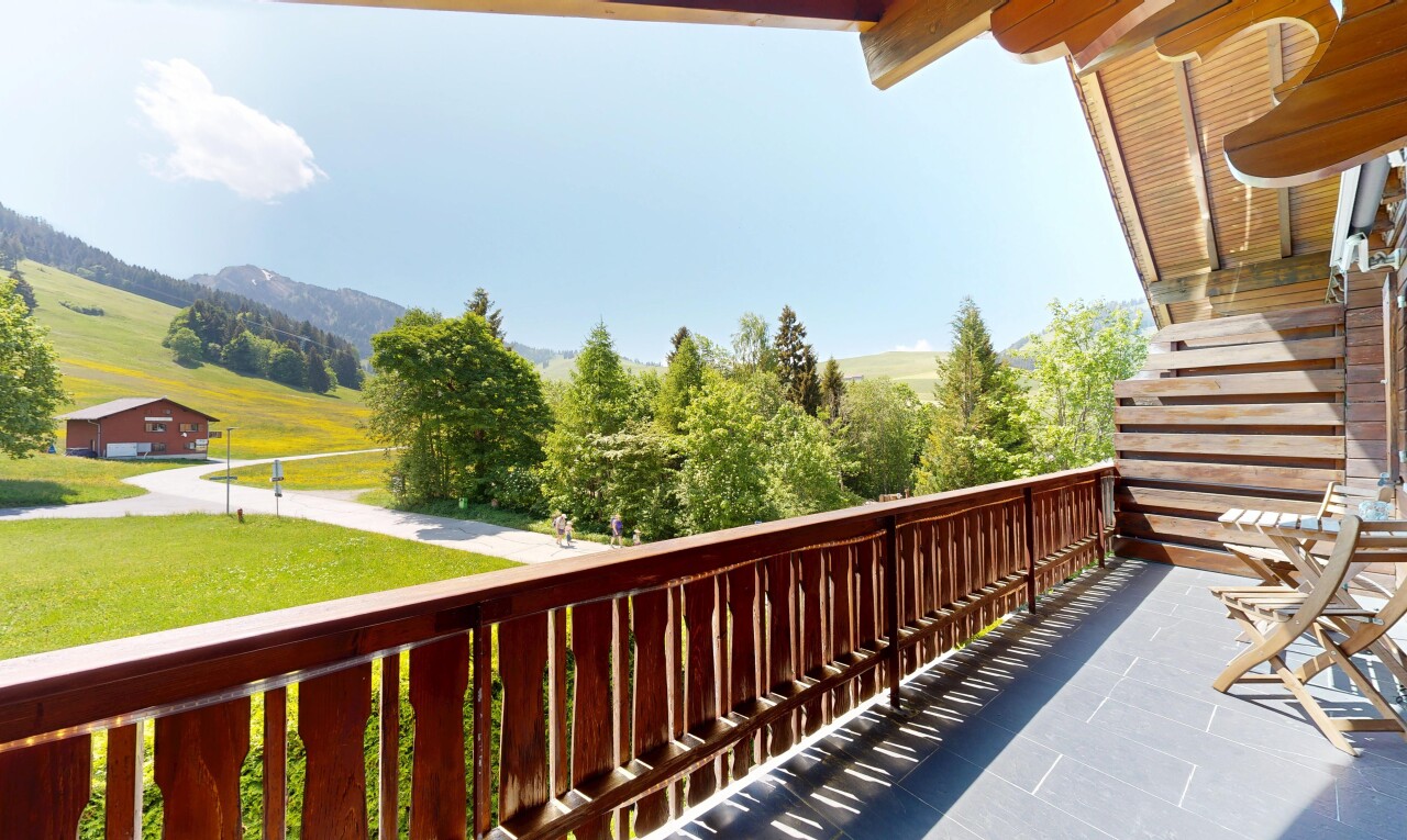 balkon mit from property, day time, balkon, mountain view, und blick auf die berge