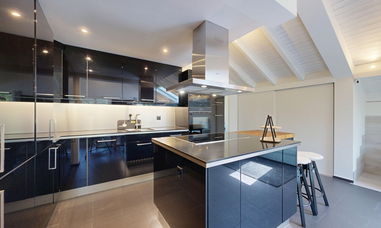 küche mit schränke mit flachen paneelen, flat panel cabinets, dunstabzugshaube, kücheninsel, und kitchen island