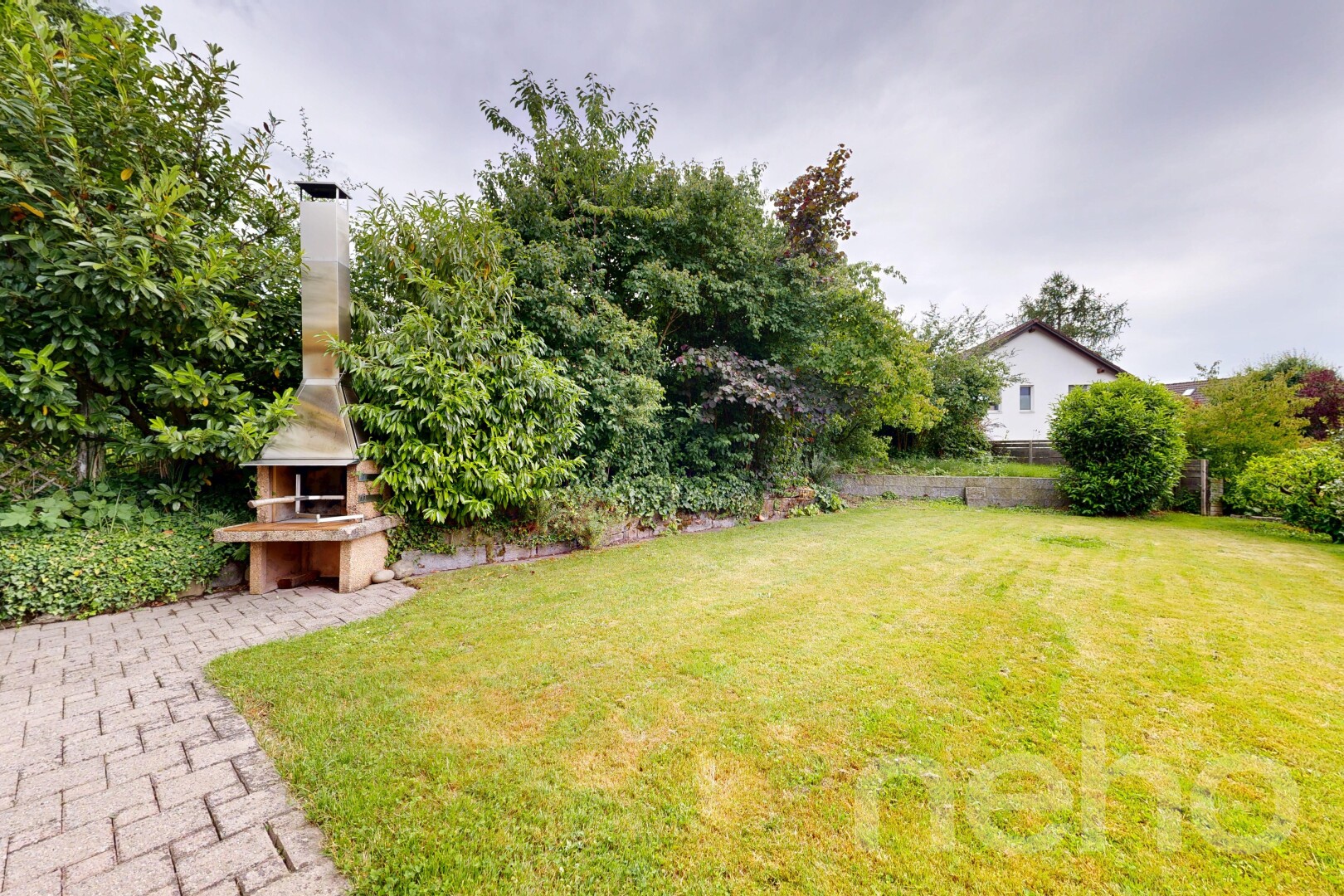 garten mit kamin, rasen, from property, overcast, und zaun