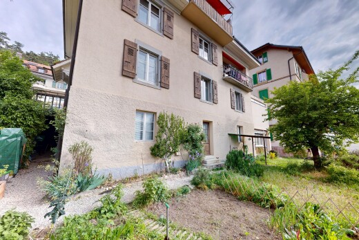 außenansicht mit blick auf wohnanlage, apartment complex view, und from community