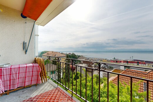 balcon avec from property, balcon, et overcast