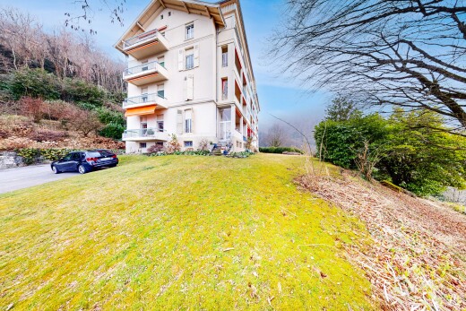 extérieur du bâtiment avec property visible