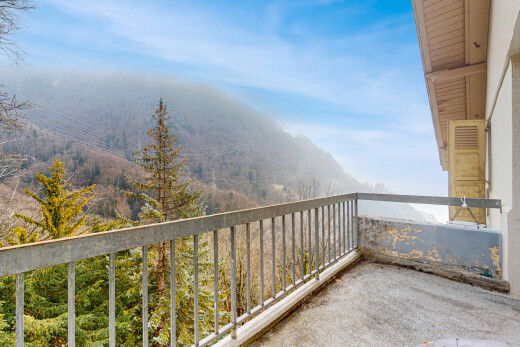 balcon avec from property, day time, balcon, vue sur la montagne, et mountain view