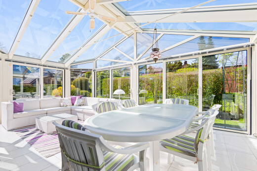 terrasse mit day time, wintergarten, essbereich im freien, geschlossene veranda, und terrasse