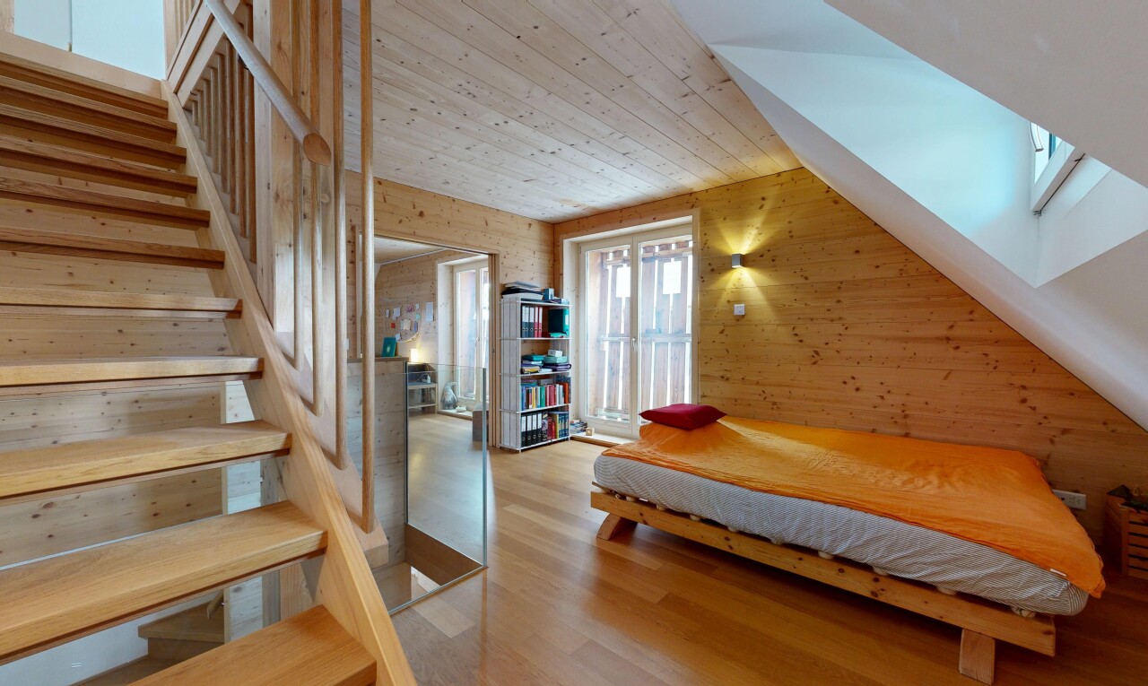 treppe mit treppen, holzwand, wood wall, holzfußboden, und wood finish floor