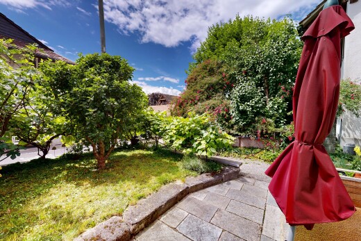 garden featuring a yard